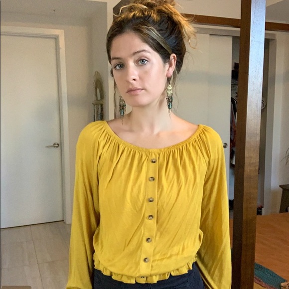 H&M off the shoulder top - Picture 3 of 4